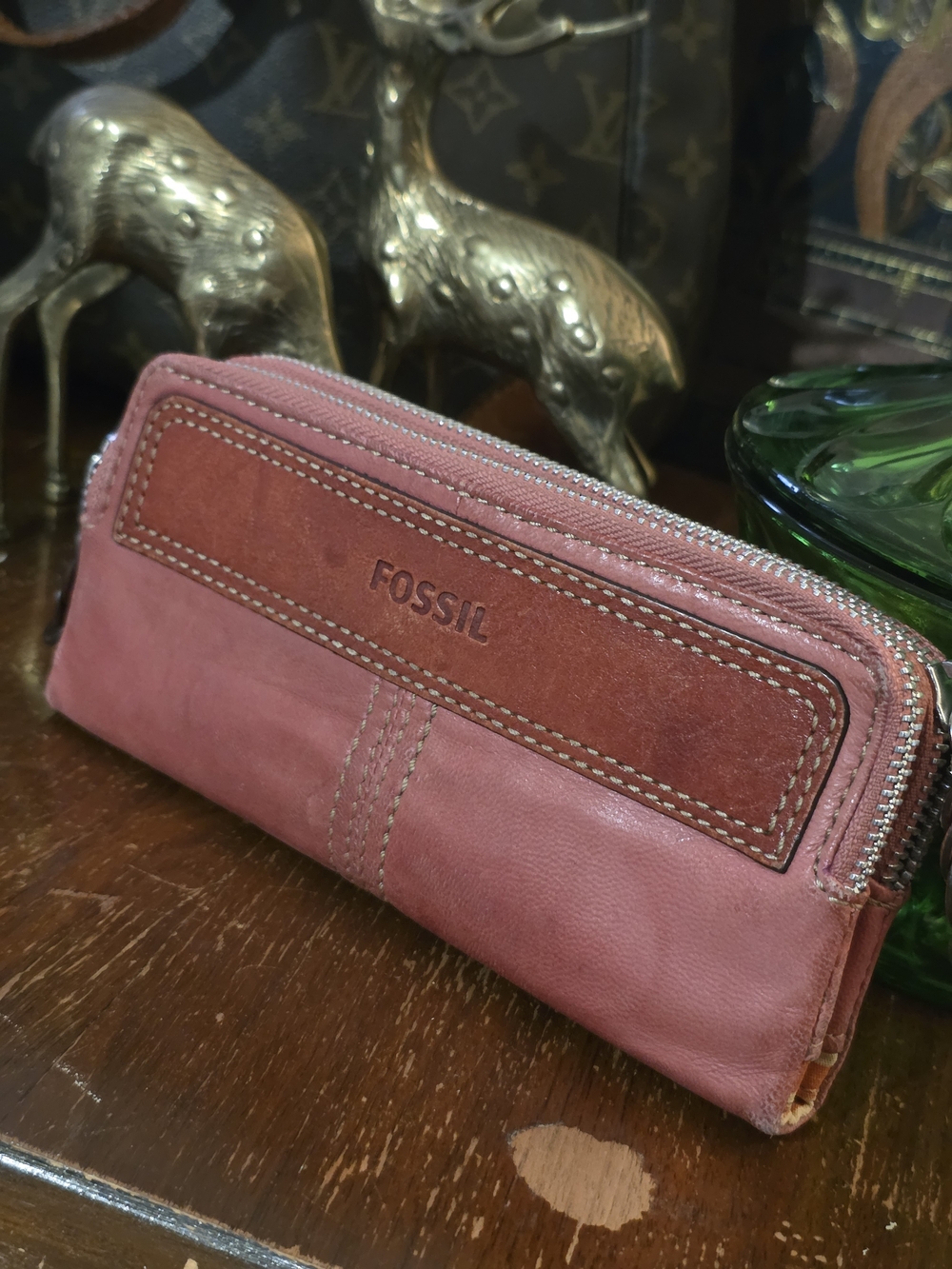 Fossil Women's Pink Leather Zip Wallet